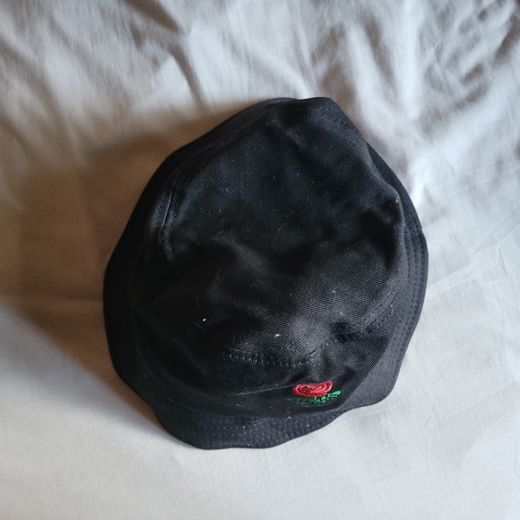 Bucket hat - Picture 3 of 3